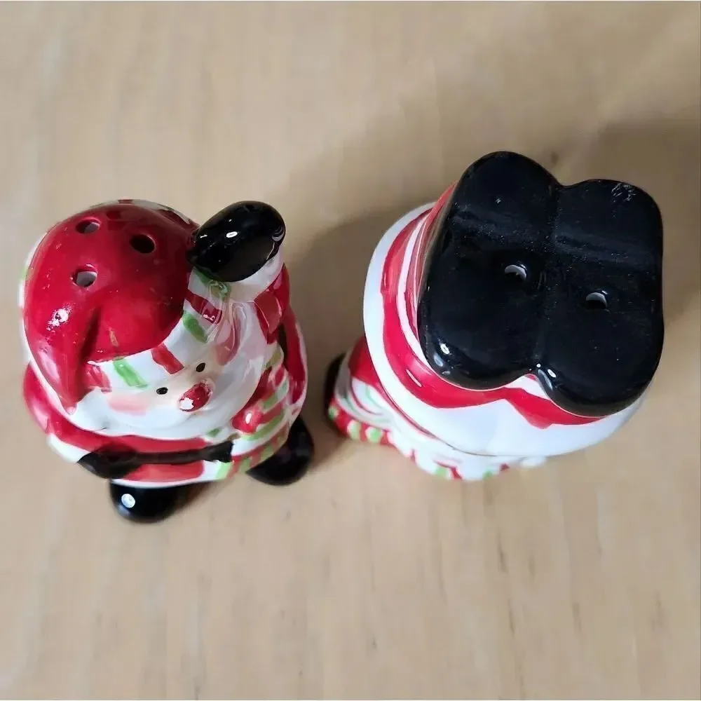 Christmas Santa salt and pepper shakers